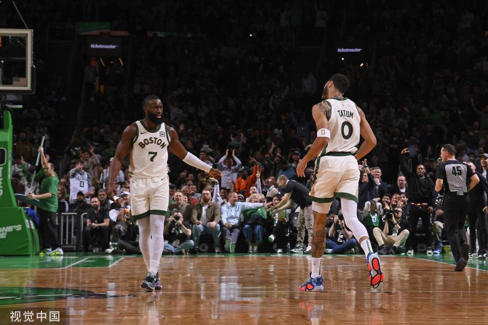 蓝军先后击 蓝军先后击